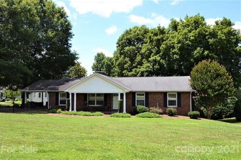 recently sold home located at 303 Kela Dr, Morganton, NC 28655 that was sold on 09132023 for 295000. . Realtor com morganton nc